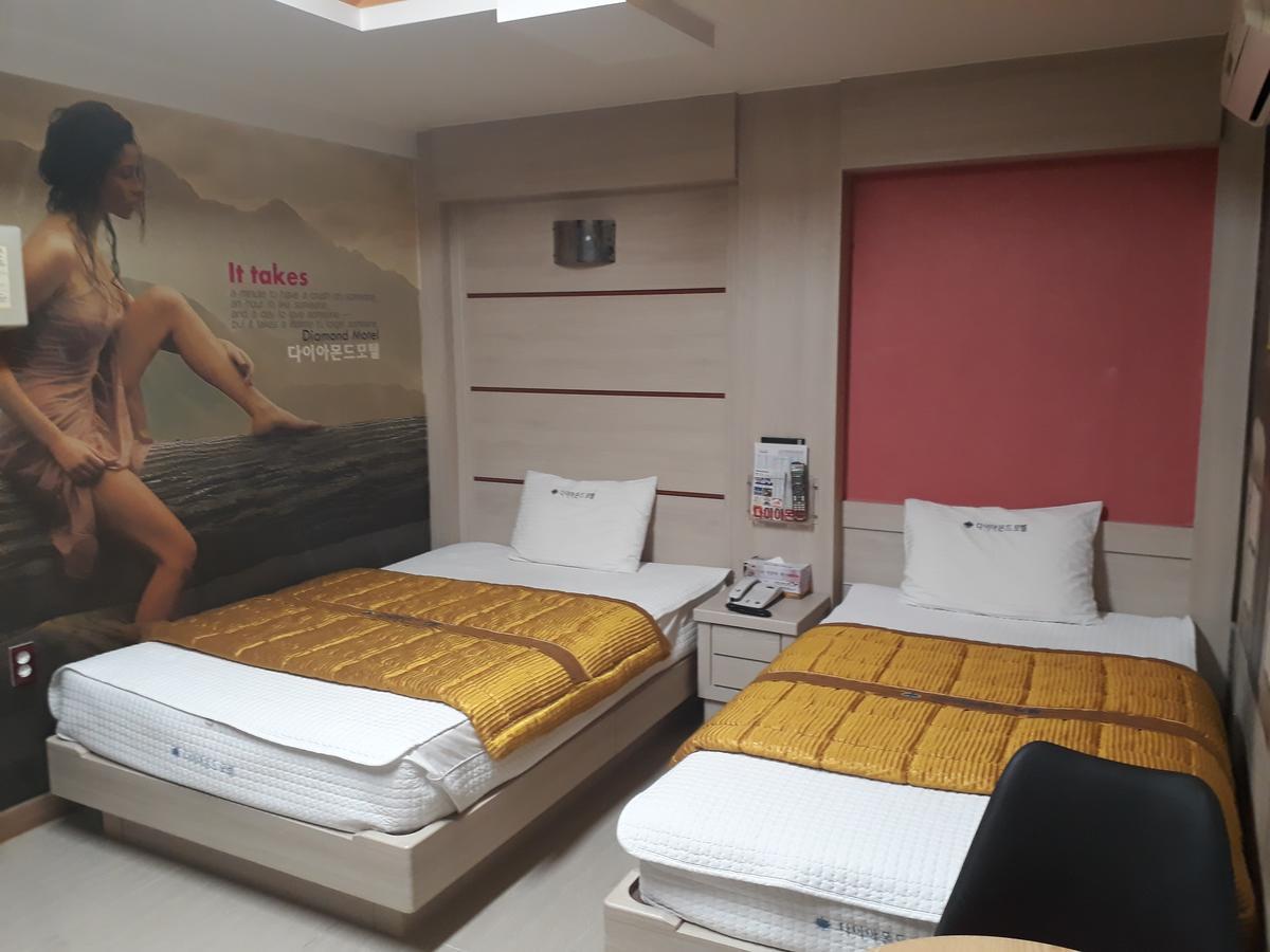 Diamond Motel Sacheon Exterior photo